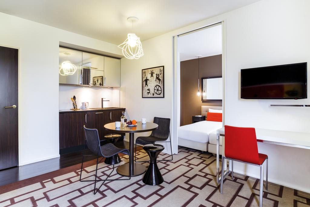 How to get from Charles de Gaulle to Hipark by Adagio Serris Val d’Europe