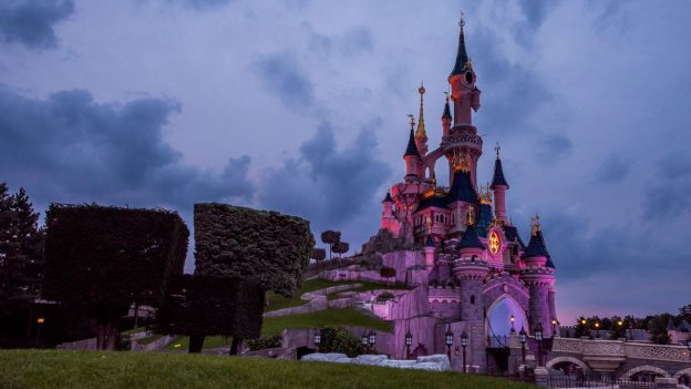 How to get from Charles De Gaulle to Disneyland Paris